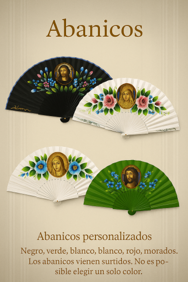 Abanicos personalizados en negro, blanco y colores con decoraciones florales y religiosas.